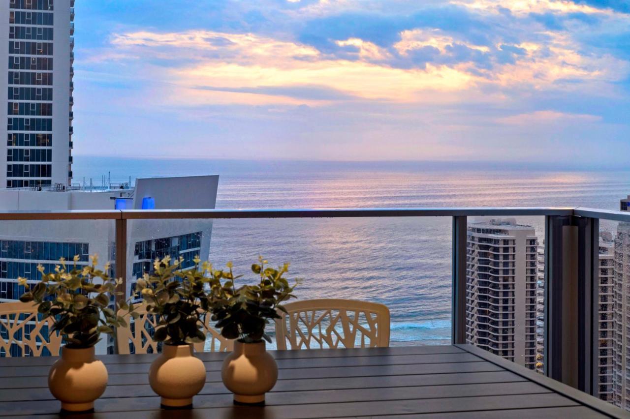 Ocean View Apartments With Balcony - Circle On Cavill - Central Location! - Self Contained & Privately Managed Gold Coast Luaran gambar