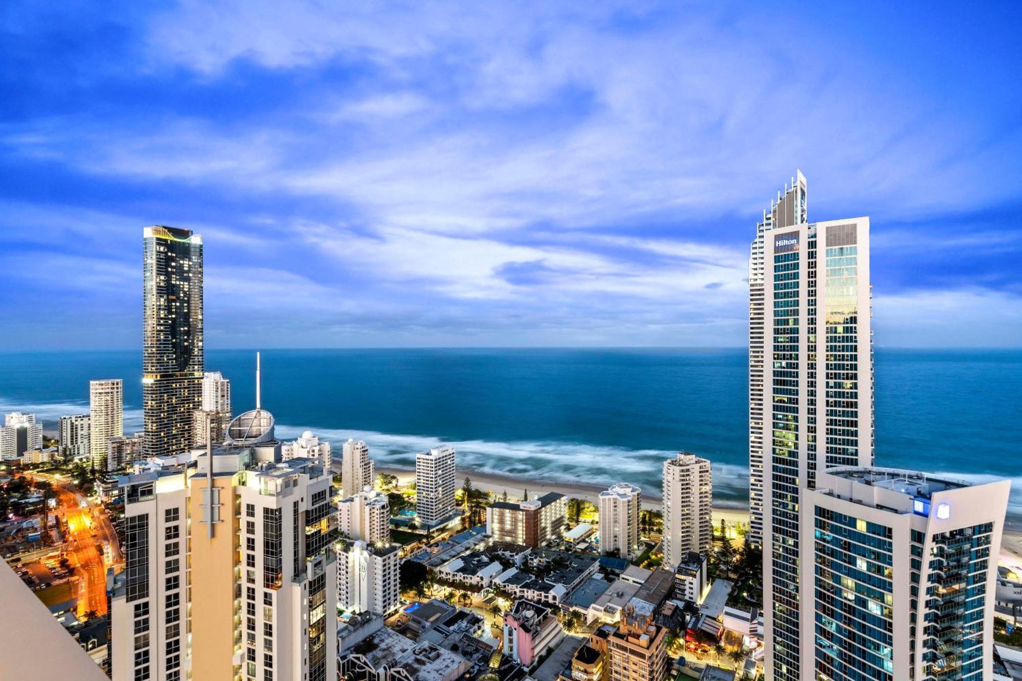 Ocean View Apartments With Balcony - Circle On Cavill - Central Location! - Self Contained & Privately Managed Gold Coast Luaran gambar