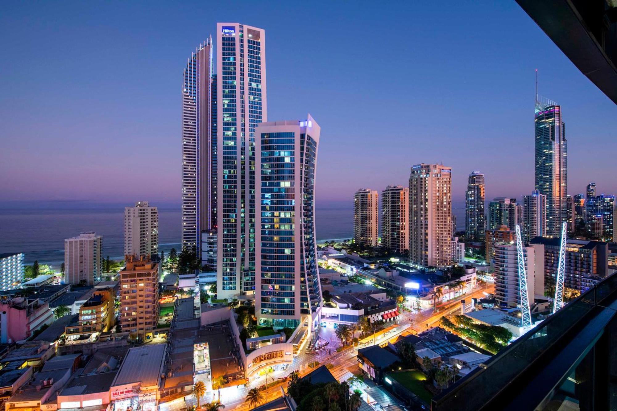 Ocean View Apartments With Balcony - Circle On Cavill - Central Location! - Self Contained & Privately Managed Gold Coast Luaran gambar