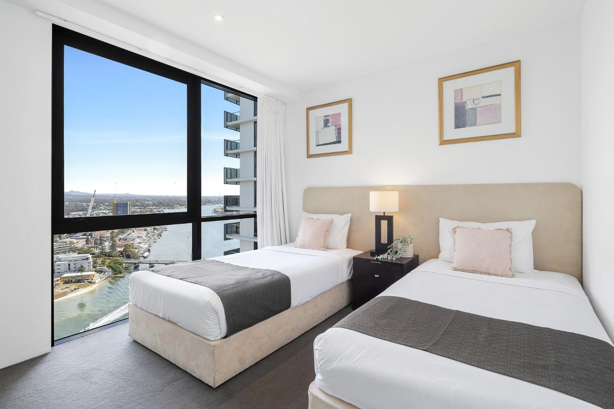 Ocean View Apartments With Balcony - Circle On Cavill - Central Location! - Self Contained & Privately Managed Gold Coast Luaran gambar