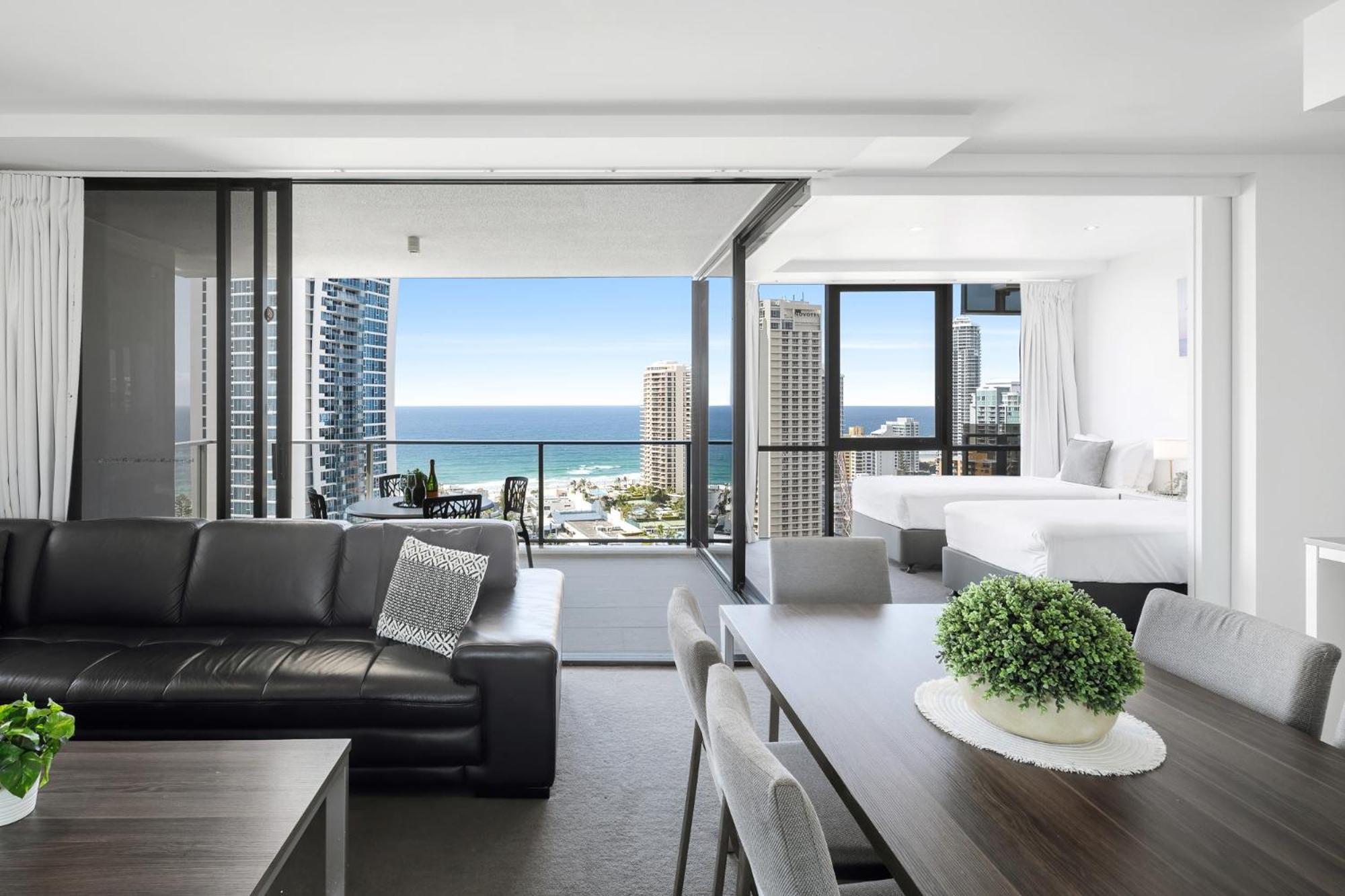 Ocean View Apartments With Balcony - Circle On Cavill - Central Location! - Self Contained & Privately Managed Gold Coast Luaran gambar