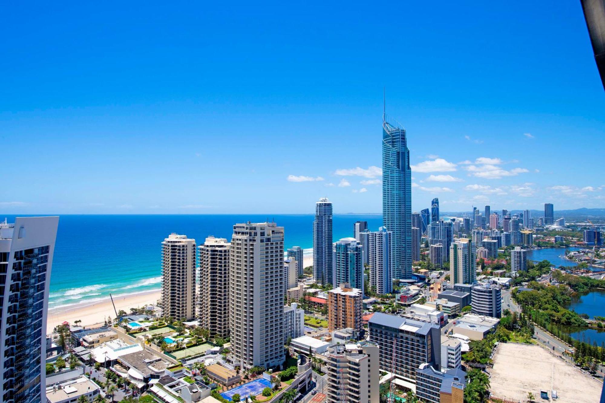 Ocean View Apartments With Balcony - Circle On Cavill - Central Location! - Self Contained & Privately Managed Gold Coast Luaran gambar