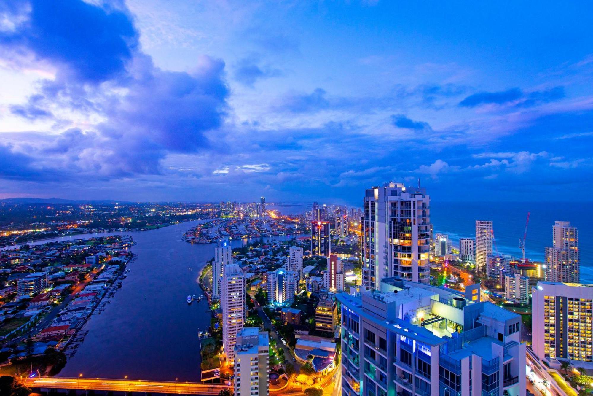 Ocean View Apartments With Balcony - Circle On Cavill - Central Location! - Self Contained & Privately Managed Gold Coast Luaran gambar