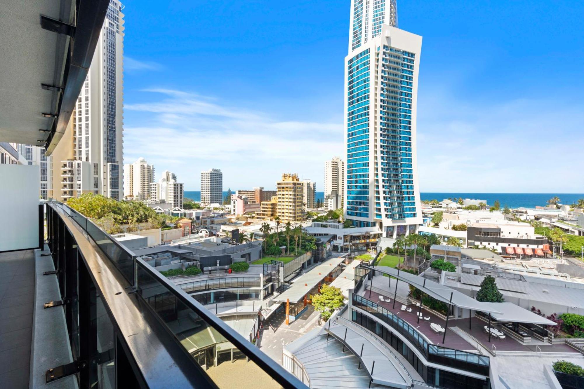 Ocean View Apartments With Balcony - Circle On Cavill - Central Location! - Self Contained & Privately Managed Gold Coast Luaran gambar
