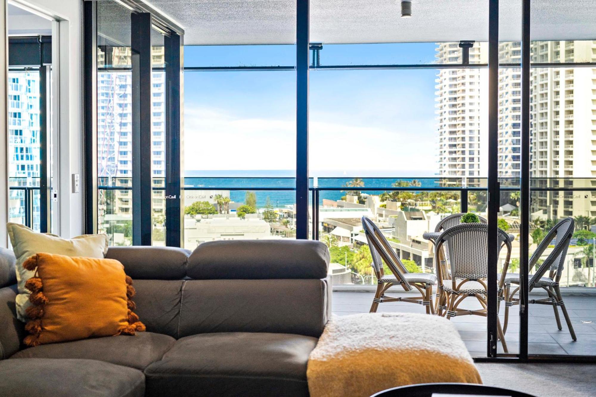 Ocean View Apartments With Balcony - Circle On Cavill - Central Location! - Self Contained & Privately Managed Gold Coast Luaran gambar